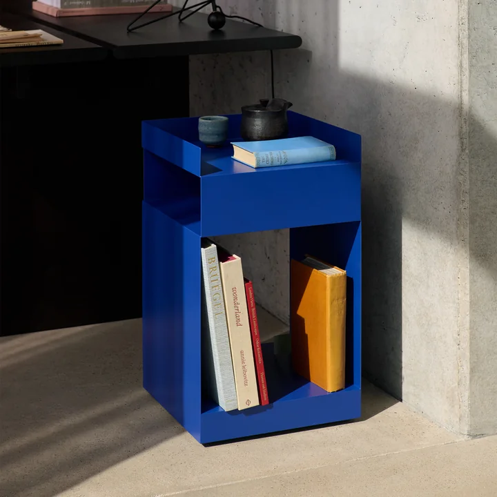 & Tradition - Rotate side table SC73, 59 x 35 cm, steel, cobalt blue