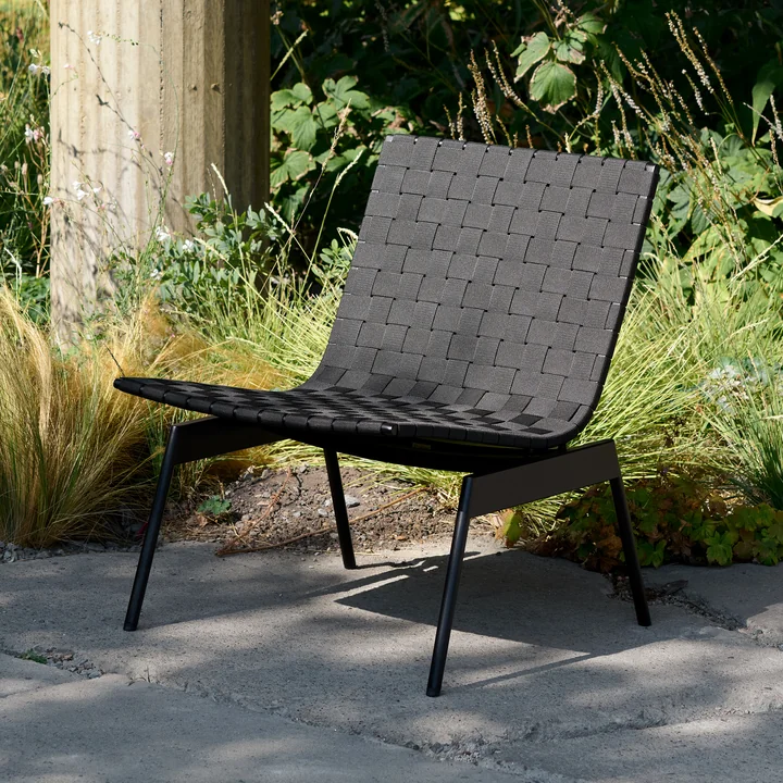 & Tradition - Ville AV44 Outdoor Lounge Chair , warm black