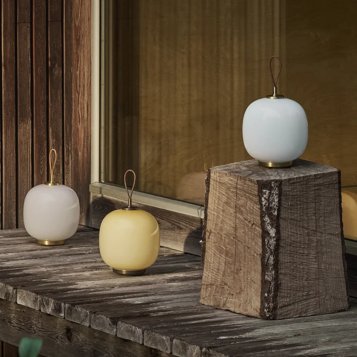 Louis Poulsen - VL45 Radiohus Portable LED table lamps