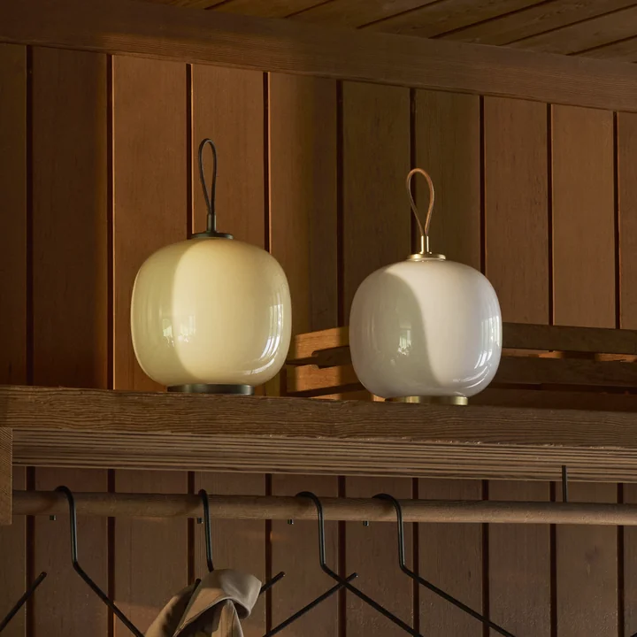 Louis Poulsen - VL45 Radiohus Portable LED table lamps