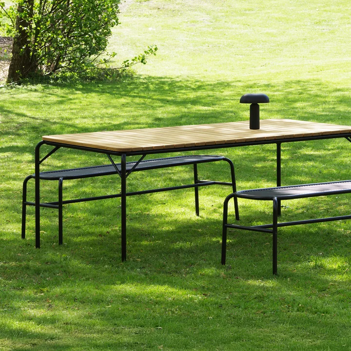 Normann Copenhagen - Vig Table, 90 x 200 cm, black / robinia, Vig bench