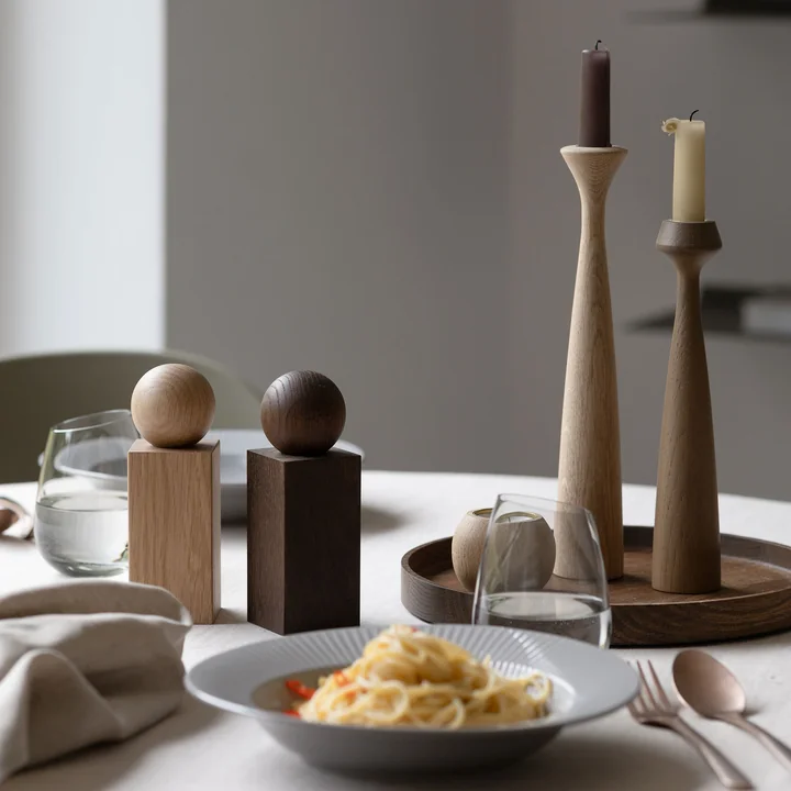 Twist salt and pepper set from applicata