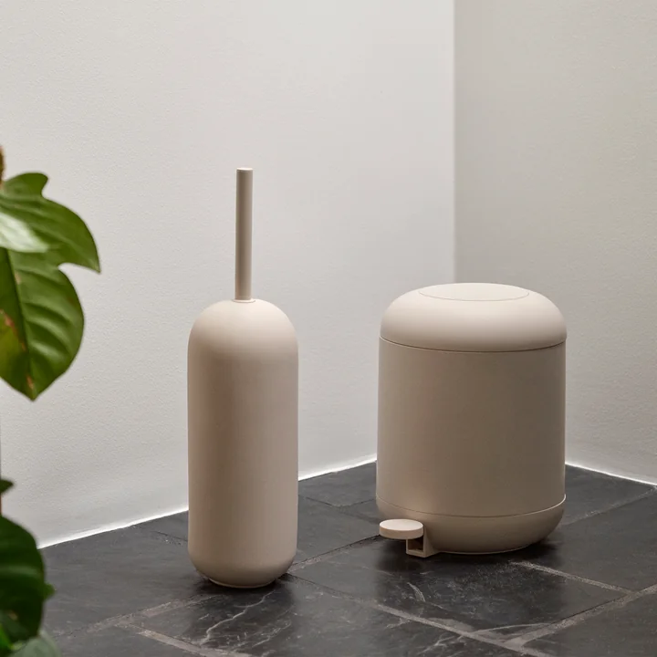 Zone Denmark - Sensu toilet brush and pedal bin, sand