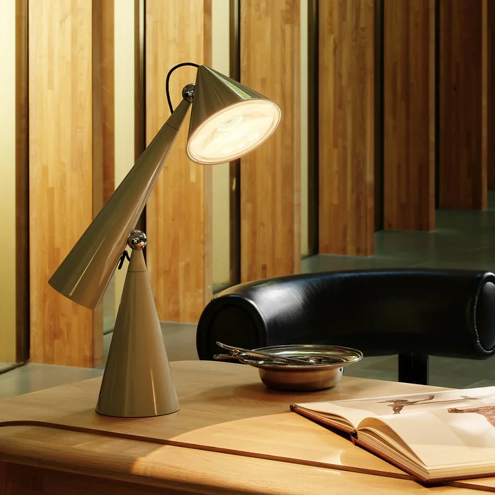 Tom Dixon - Pose Task LED table lamp, putty