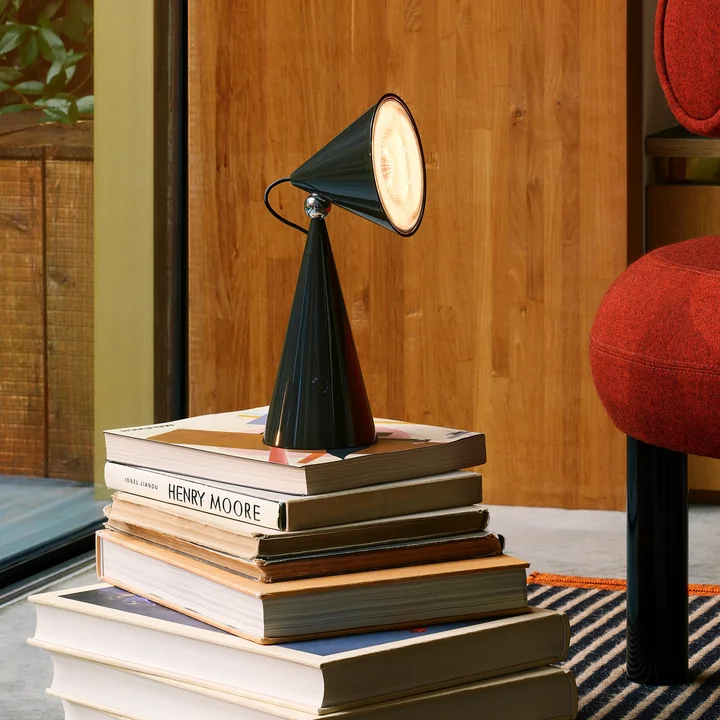 Tom Dixon - Pose LED table lamp with rechargeable battery, kelp