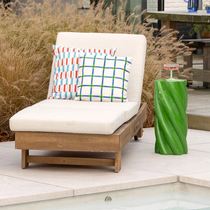 & klevering - Marshmallow side table 55 x Ø 25 cm, green