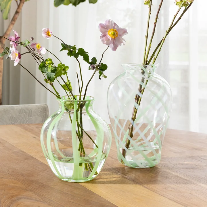 & klevering - Yogu vases