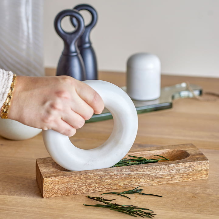 Bloomingville - Manuella mortar and pestle, white / natural mango