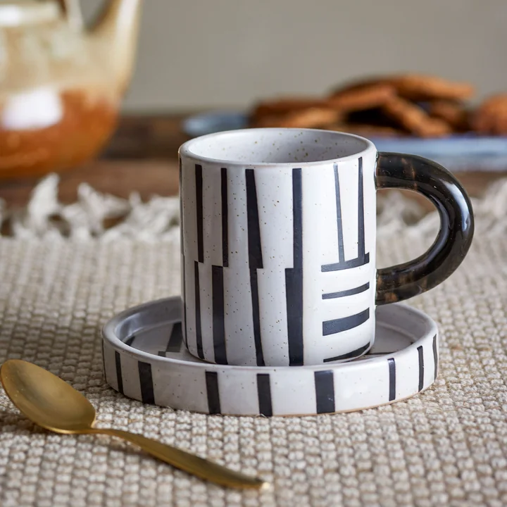 Bloomingville - Frankie cup incl. saucer, black / white (2 pcs.)