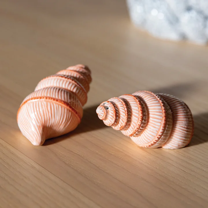 & klevering - Salt and pepper shaker, shell, orange