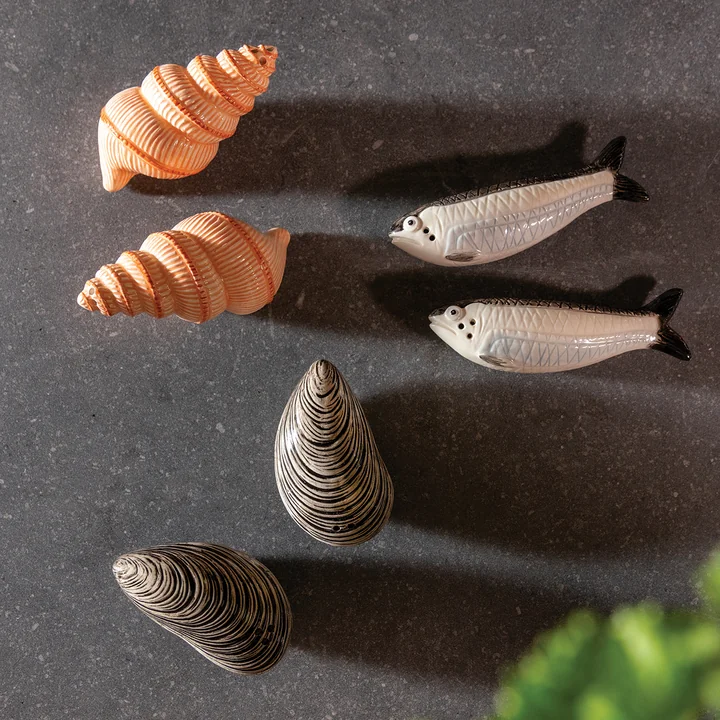 & klevering - Salt and pepper shakers