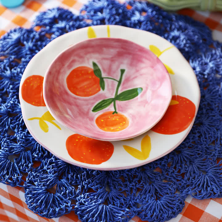 & klevering - Orange plate, twig
