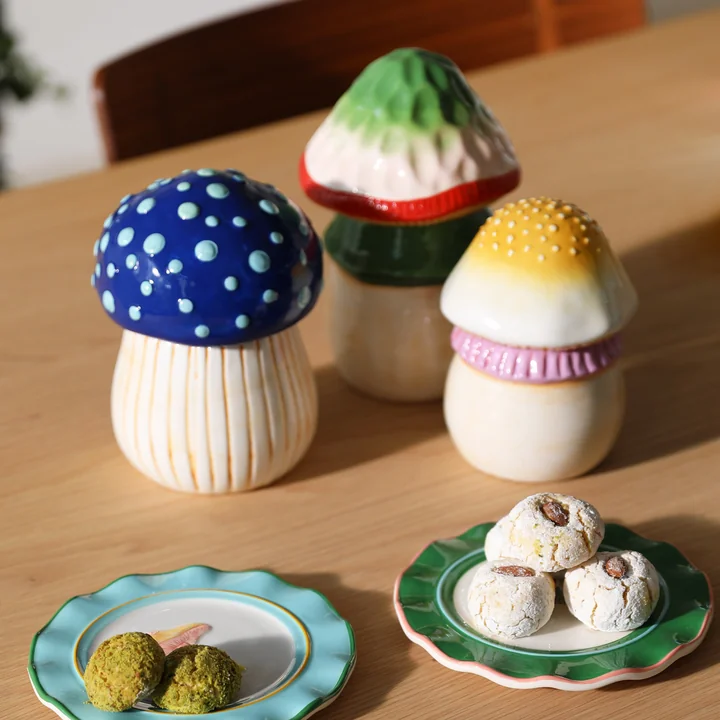 & klevering - Magic Mushroom storage tin
