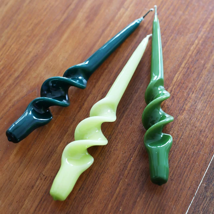 & klevering - Alpha Stick candles, green (set of 3)