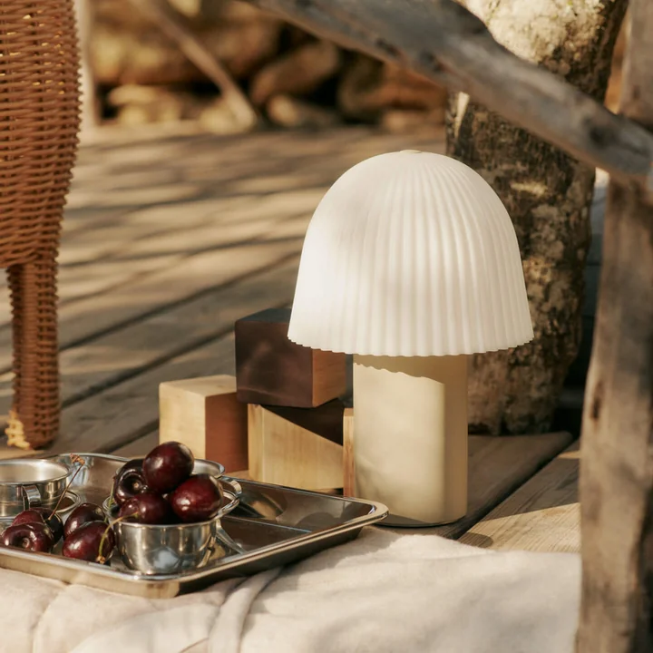 Ferm Living - Frill LED table lamp with rechargeable battery, white / cashmere
