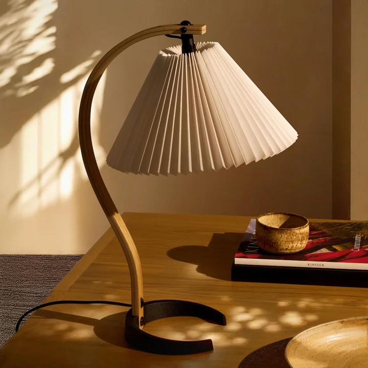 Timberline table lamp from Gubi