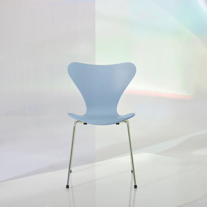 Fritz Hansen - Series 7 Rainbow chair (Special Edition 2025)