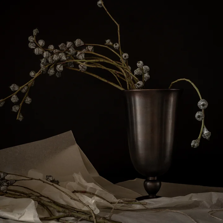 Audo - Pavot Vase, h 28.7 cm, dark brown