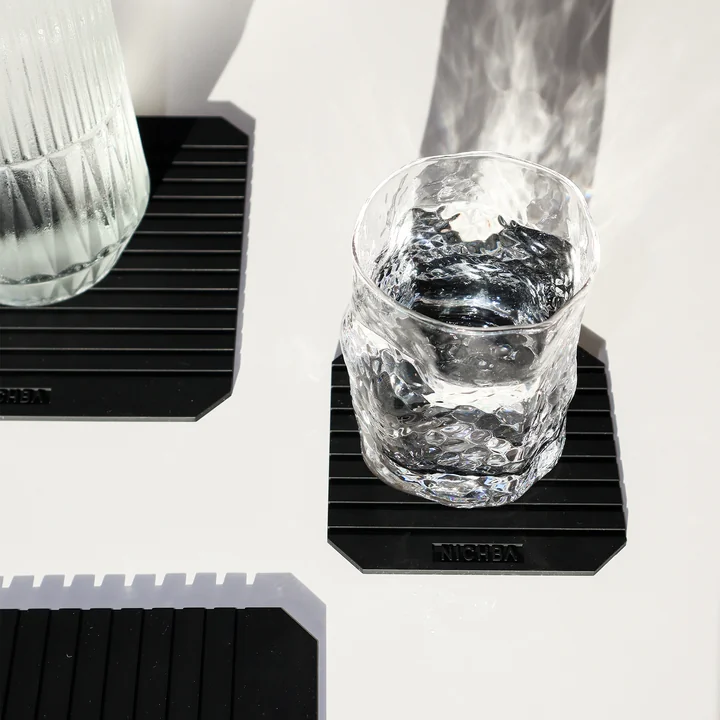 Nichba Design - Glass coaster S, black