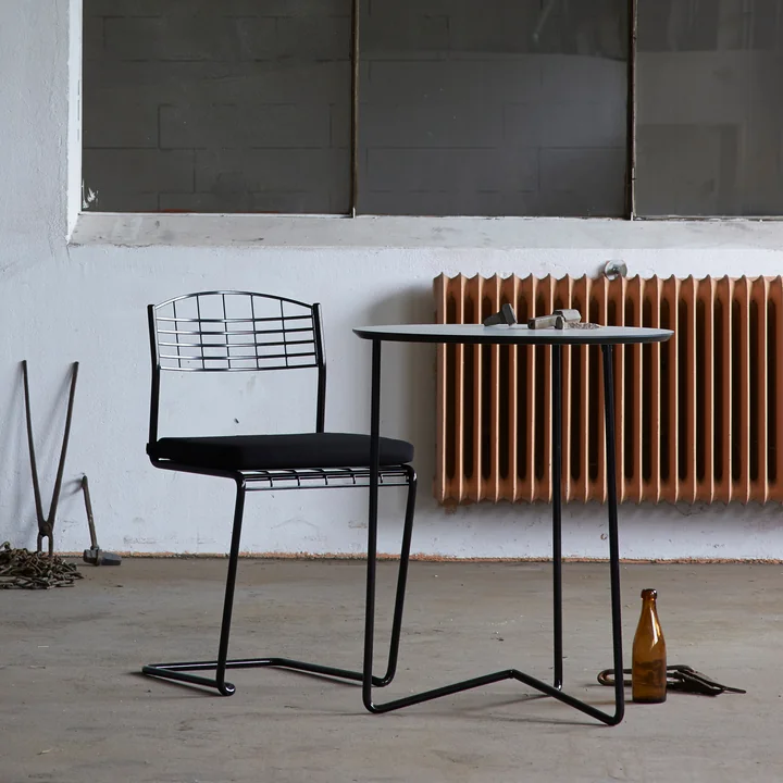 Grythyttan - High Tech garden table Ø 60 cm, white / black