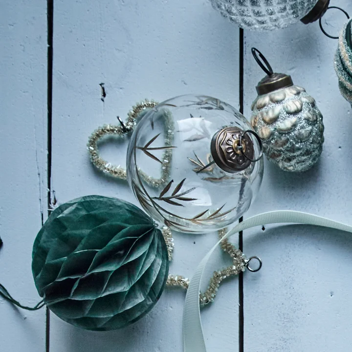 House Doctor - Leaf Ornament, Ø 7.5 cm, clear / gold