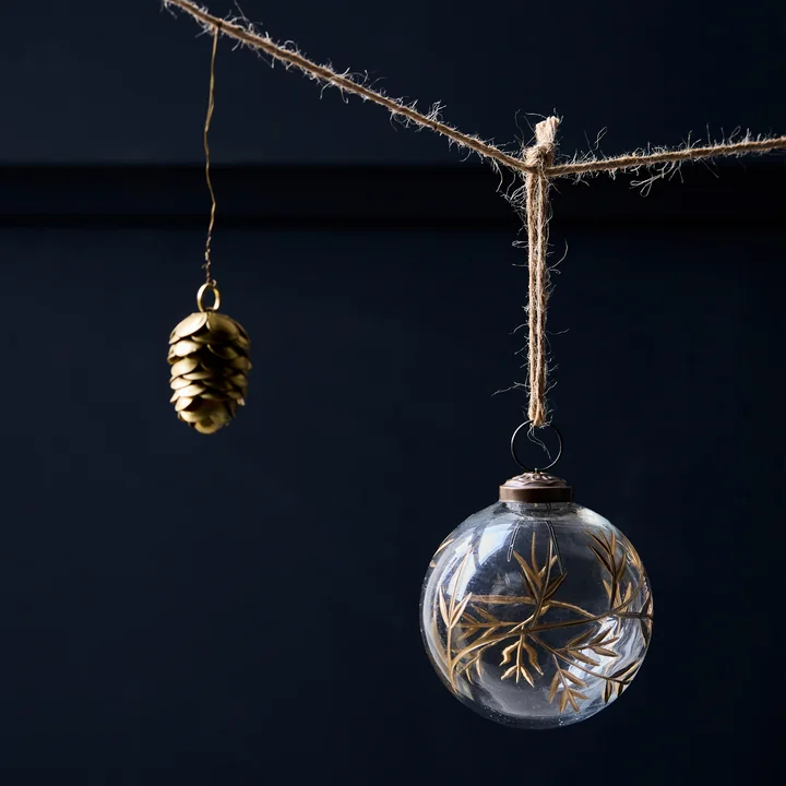 House Doctor - Leaf Ornament, Ø 7.5 cm, clear / gold