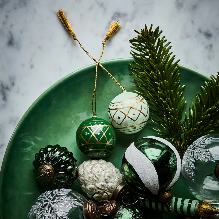 House Doctor - Mach Ornament, Ø 4 cm, dark green / mint green