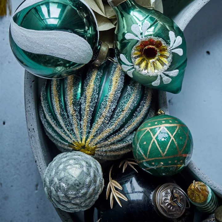 House Doctor - Mach Ornament, Ø 4 cm, dark green