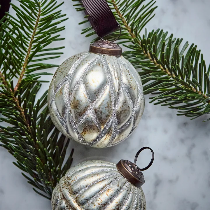 House Doctor - Rhomb Ornaments, Ø 7.5 cm, antique silver