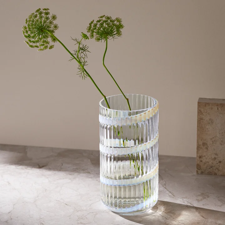 Lyngby Porcelæn - Glass vase, swirl, h 25 cm, transparent