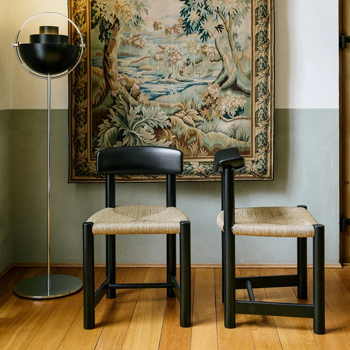 Gubi - Daumiller chair, black-brown / natural