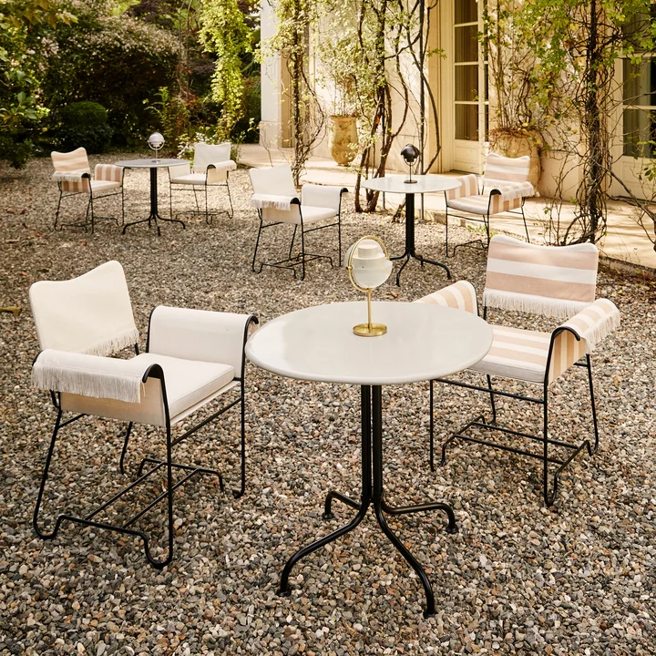 Gubi - Carmel bistro table, 75 x 75 cm, black / clam white