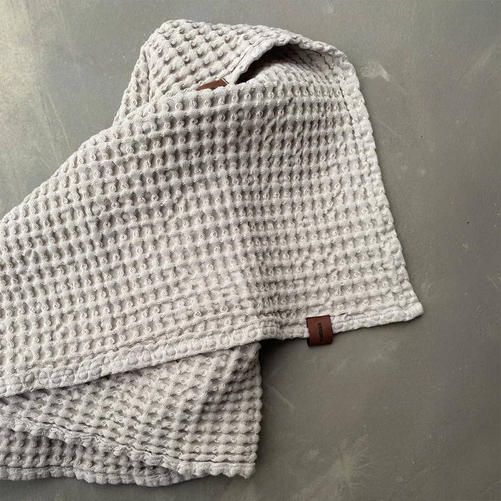 The Humdakin waffle structure bath towel, 70 x 135 cm, light stone