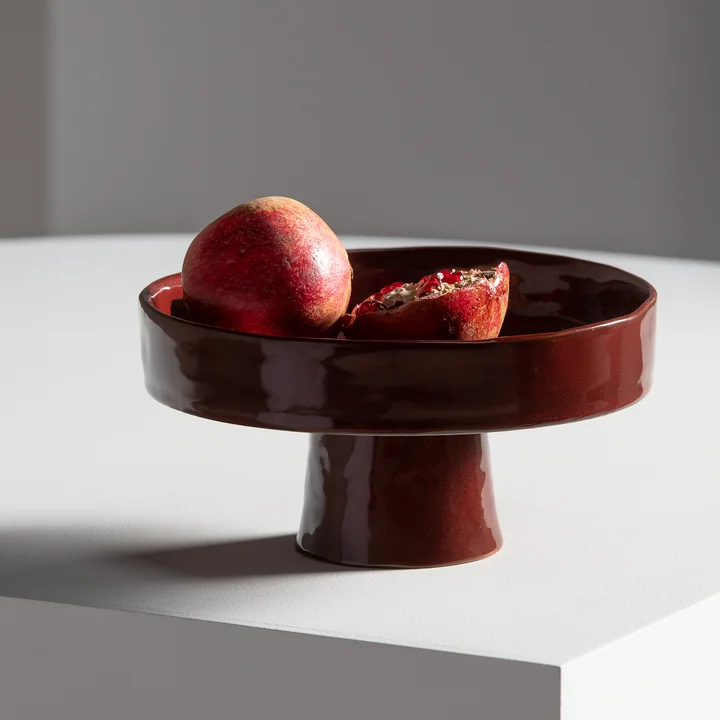 Serax - La Mère deep plate with foot L, venetian red