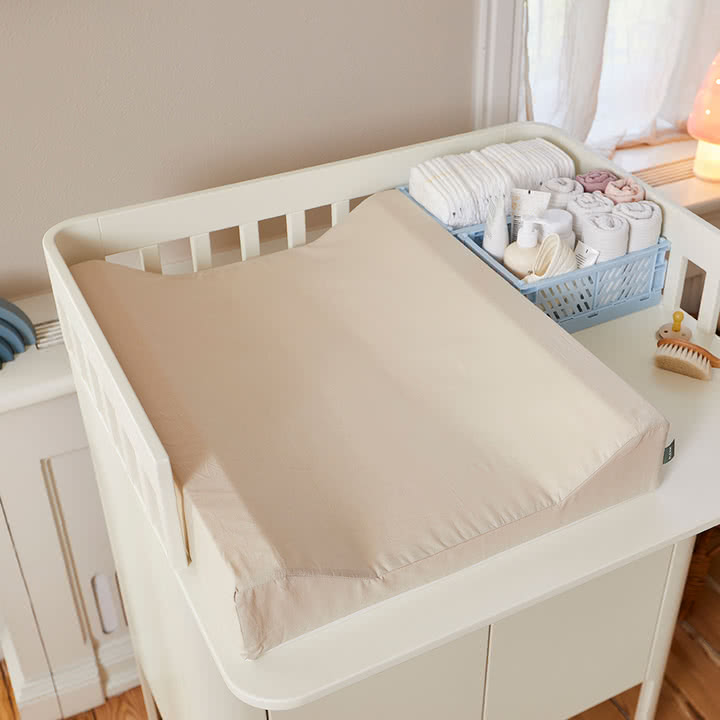 Flexa - Dawn changing mat, 50 x 64 cm, warm gray