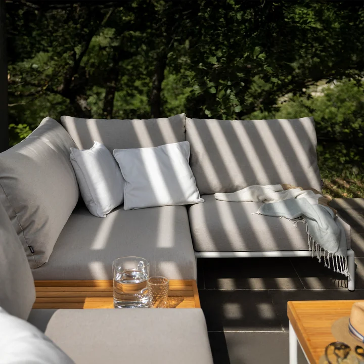 HOUE - Level 2 Sofa, right and chaise longue, muted white / ash