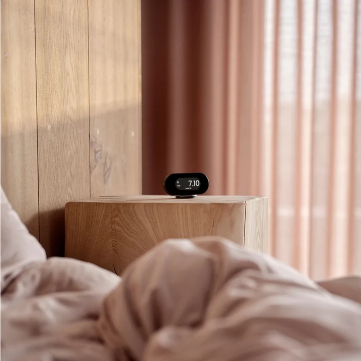 Jacob Jensen - Alarm clock, black