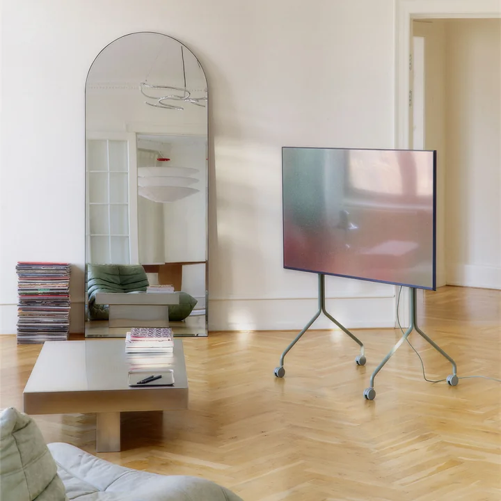 Pedestal - Moon Rollin ' Tall TV - Stand