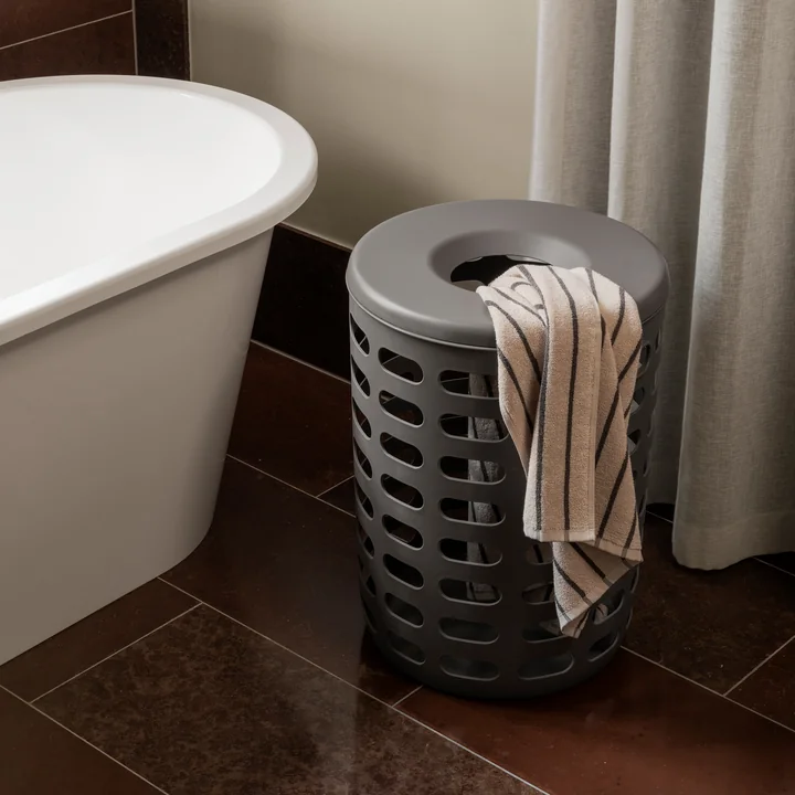Blomus - Arto Towel, moonbeam / magnet