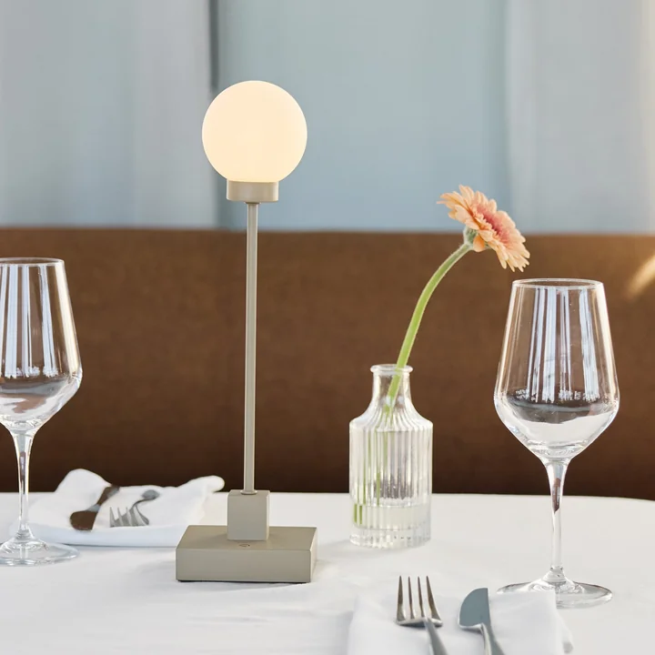 Northern - Snowball LED table lamp with rechargeable battery, gray beige