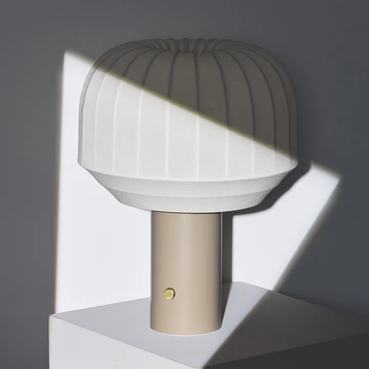 Northern - Tradition table lamp, Ø 29 cm / H 39 cm, offwhite / gray-beige