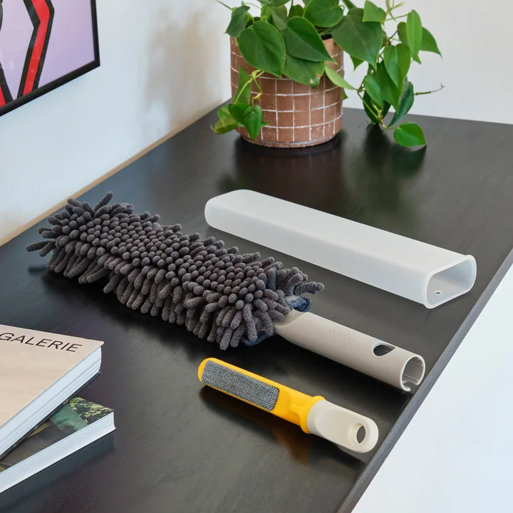 Joseph Joseph - CleanTech 3-in-1 microfiber dust mop, light stone