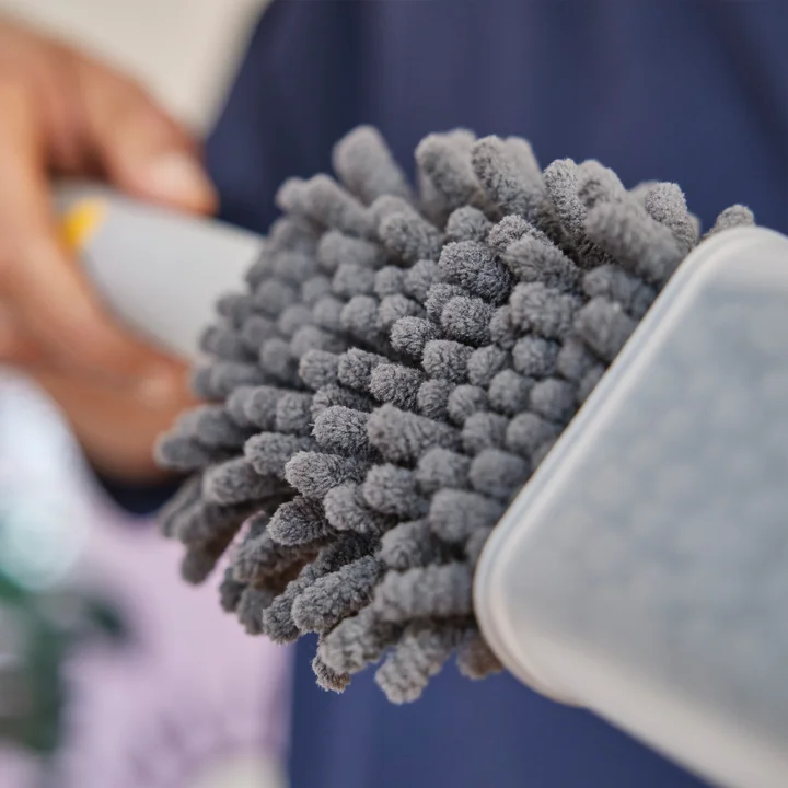 Joseph Joseph - CleanTech 3-in-1 microfiber dust mop, light stone