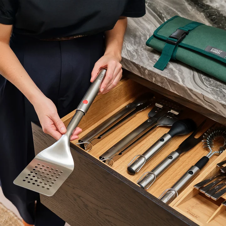 Joseph Joseph - GrillOut Extendable barbecue cutlery set