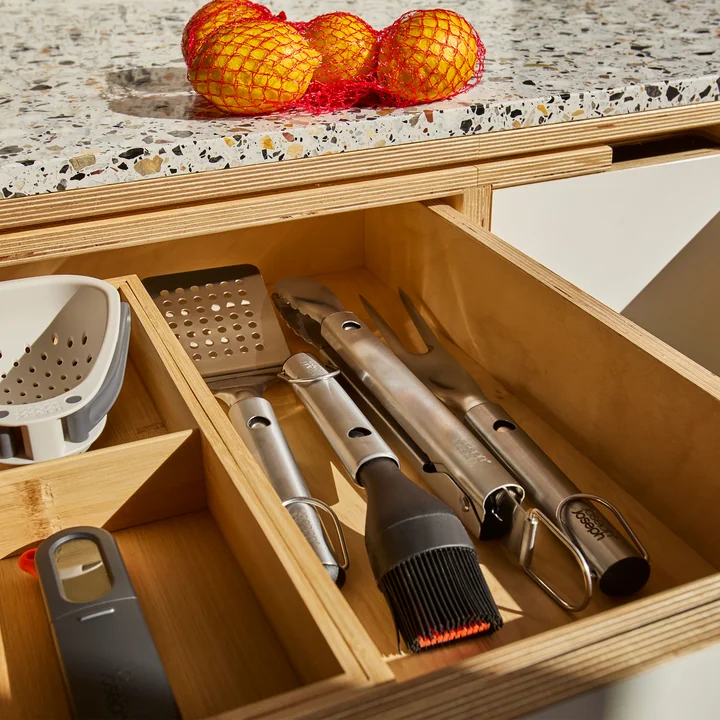 Joseph Joseph - GrillOut Extendable barbecue cutlery set