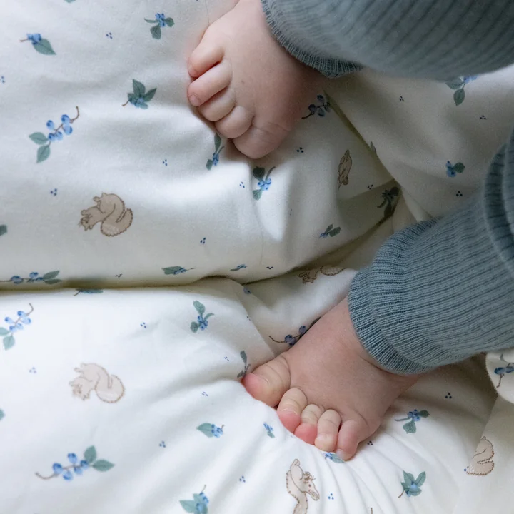 Cam Cam Copenhagen - Baby bed linen, 70 x 100 cm, blueberries