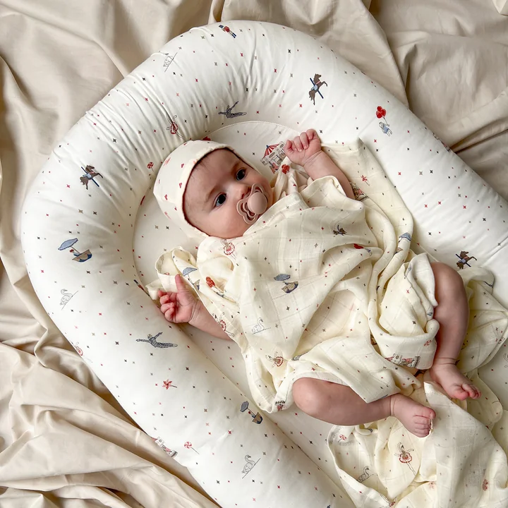 Cam Cam Copenhagen - Baby nest, carousel