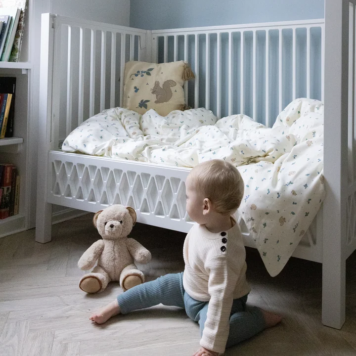 Cam Cam Copenhagen - Embroidered cushion, blueberries