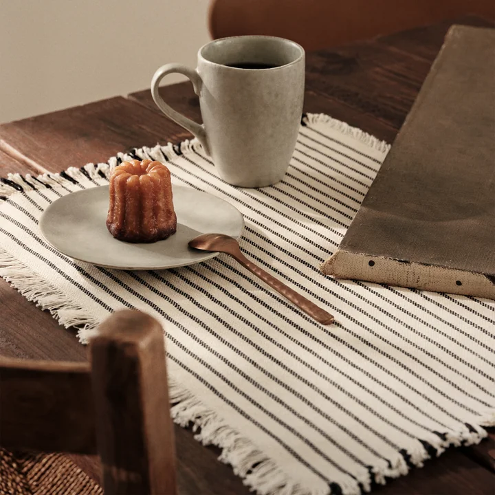 Broste Copenhagen - Elouise Table runner, 41.5 x 32 cm, off-white / black