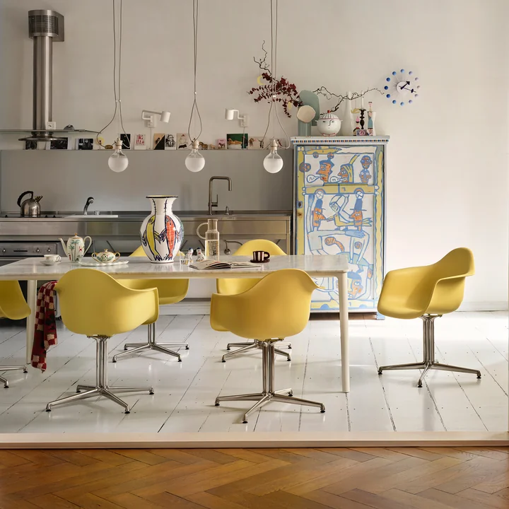 Vitra - Eames Plastic Armchair DAL RE, polished / mustard